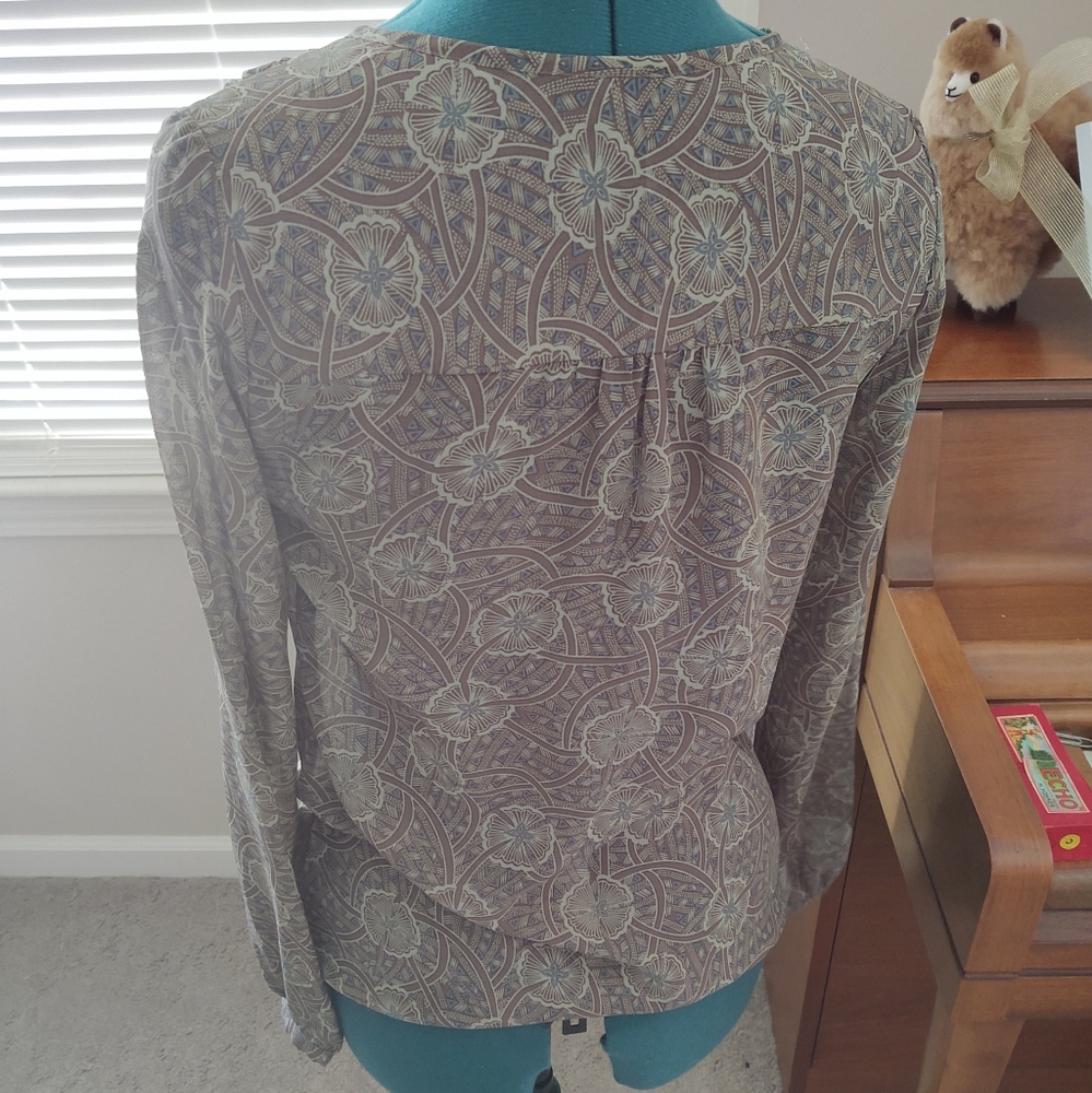 Mossimo small blouse - Picture 3 of 3